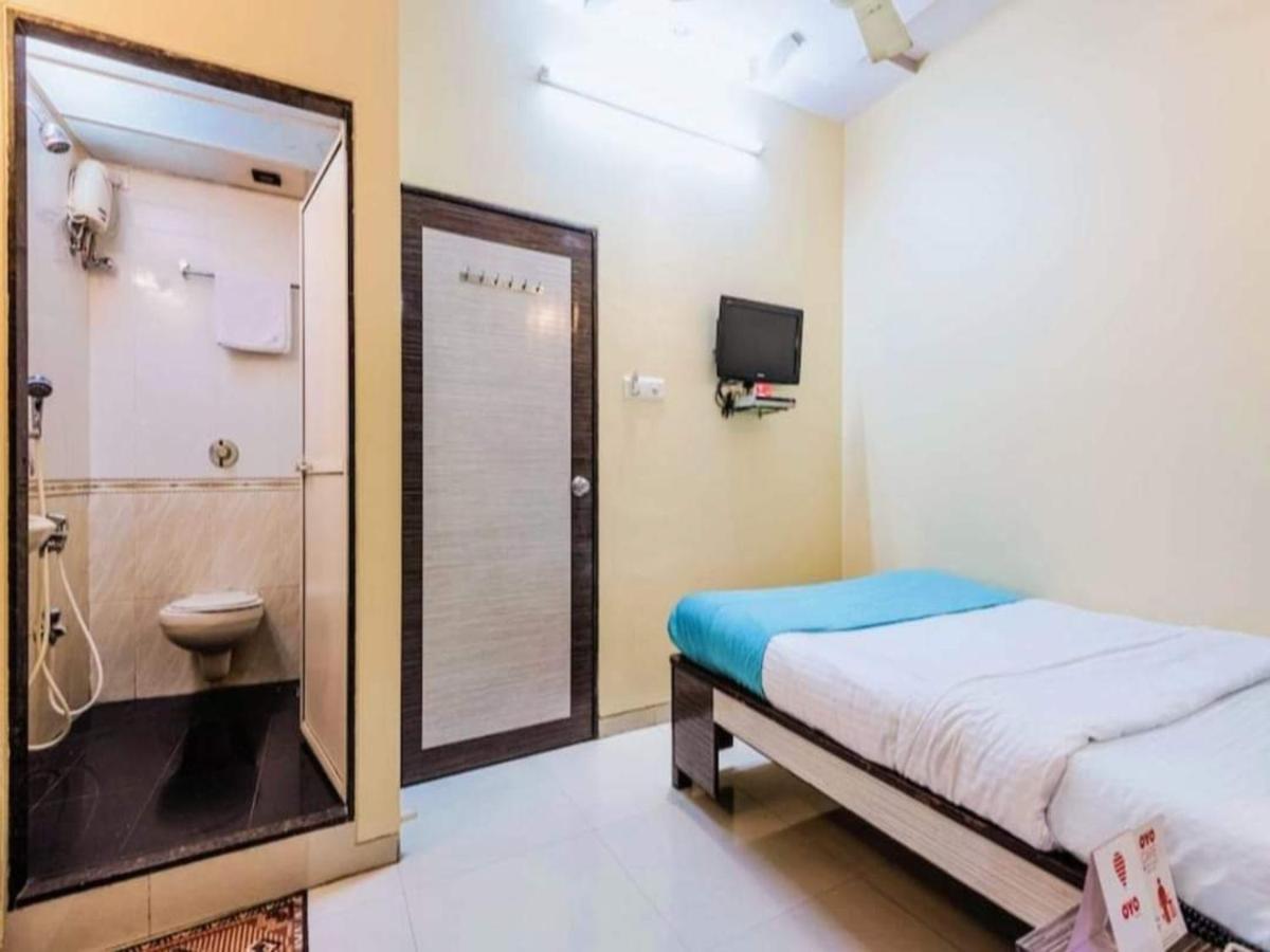 Hotel Broadway Colaba Mumbai Exterior foto
