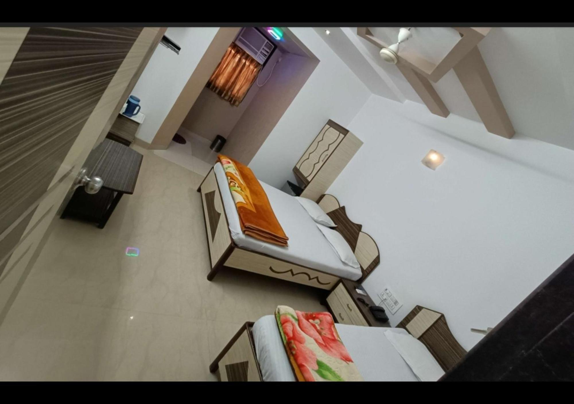 Hotel Broadway Colaba Mumbai Exterior foto